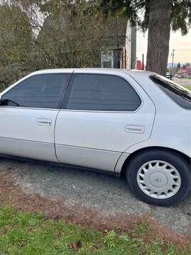 1991 Lexus LS 400 Sedan 4D
