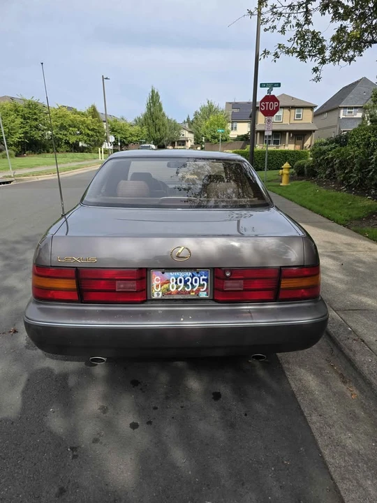 1991 Lexus LS 1st Gen - Image 4 of 12