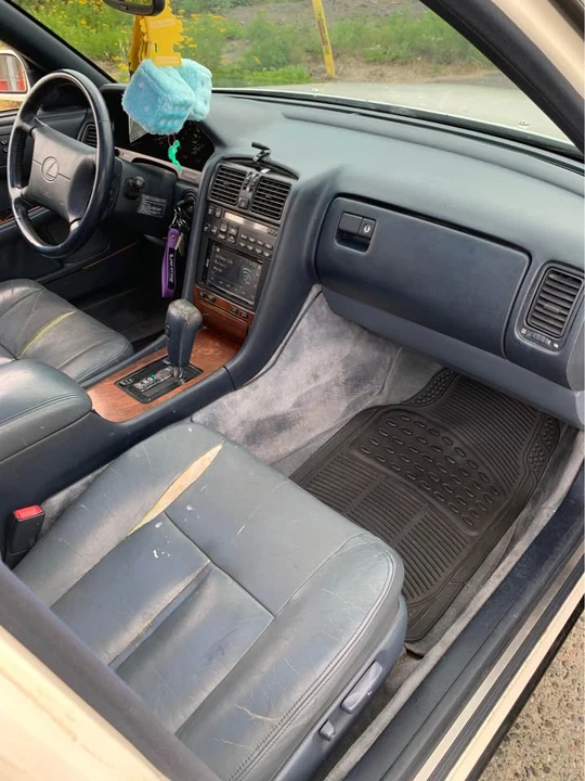 1991 Lexus LS 1st Gen - Image 14 of 15