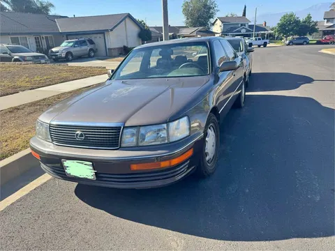 1991 Lexus LS 400 Sedan 4D