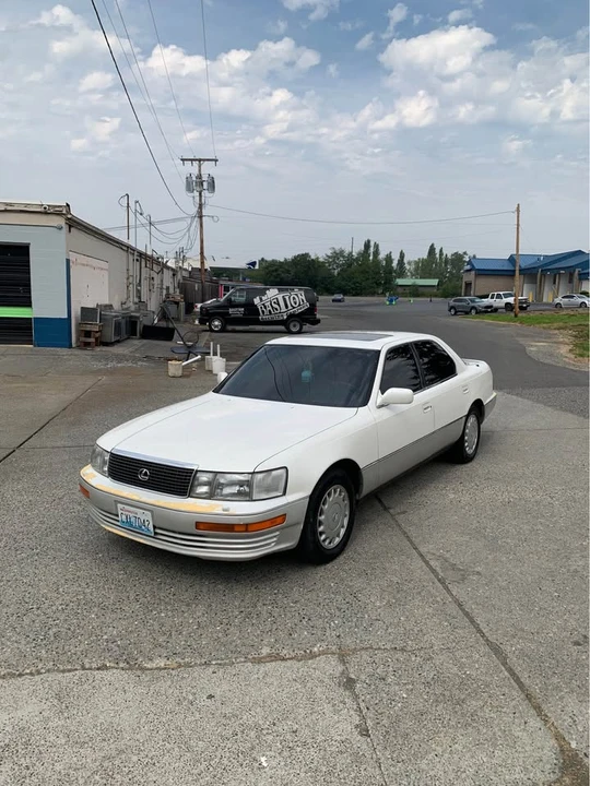 1991 Lexus LS 1st Gen - Image 8 of 15