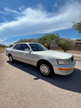 1991 Lexus LS 400 Sedan 4D