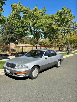 1991 Lexus LS 400 Sedan 4D