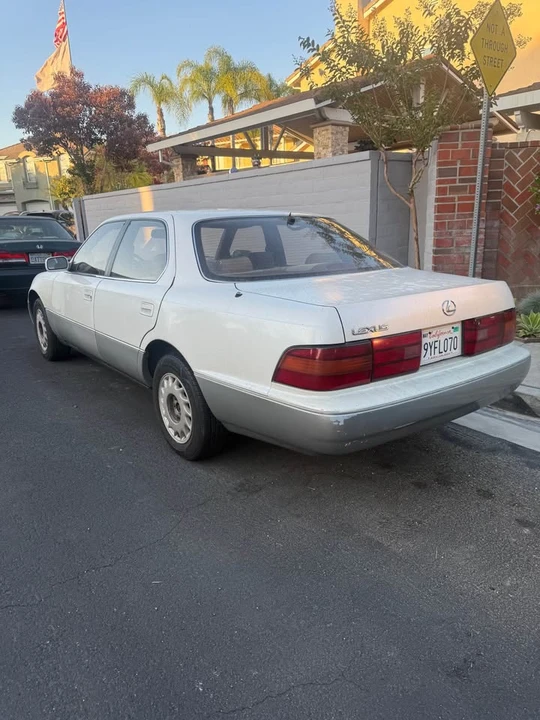 1991 Lexus LS 1st Gen - Image 5 of 6