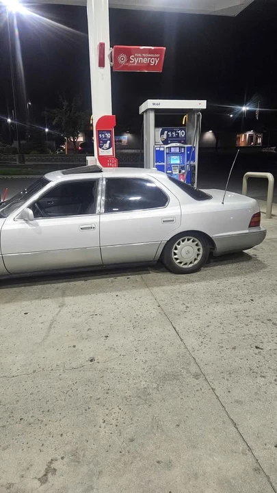 1991 Lexus LS 1st Gen - Image 3 of 6