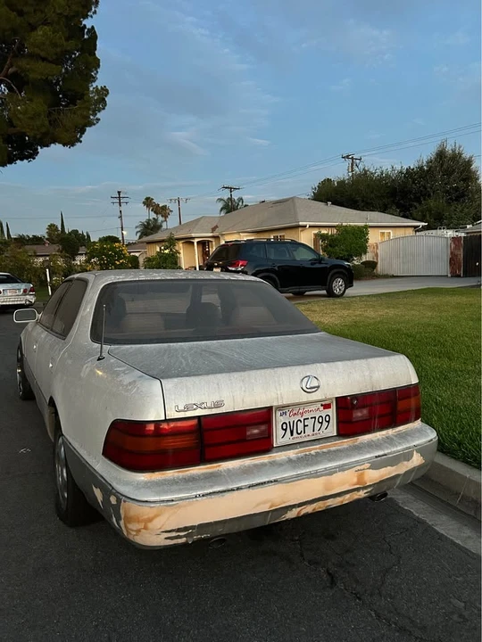 1991 Lexus LS 1st Gen - Image 3 of 3