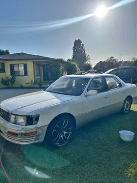 1991 Lexus LS 400 Sedan