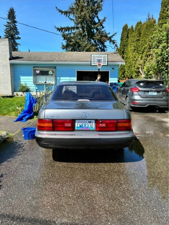 1991 Lexus LS 1st Gen - Image 4 of 5
