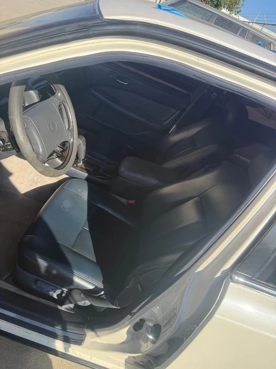 1991 Lexus LS 1st Gen - Image 2 of 5