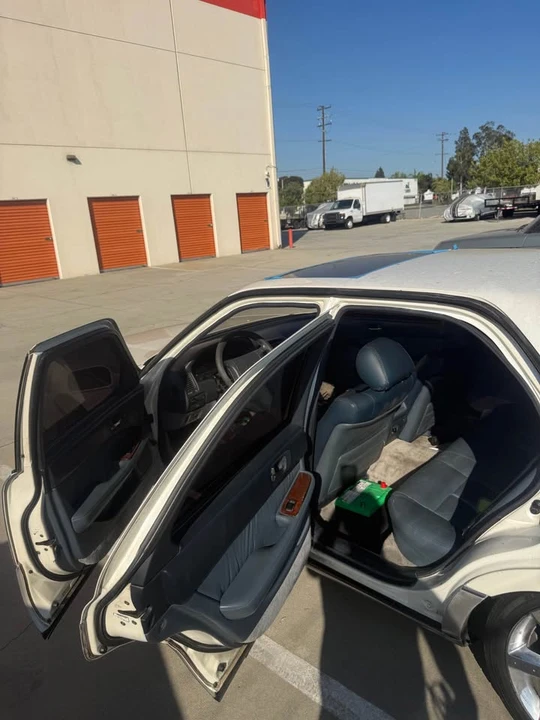 1991 Lexus LS 1st Gen - Image 3 of 5