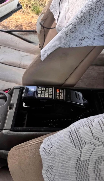 1991 Lexus LS 1st Gen - Image 12 of 12