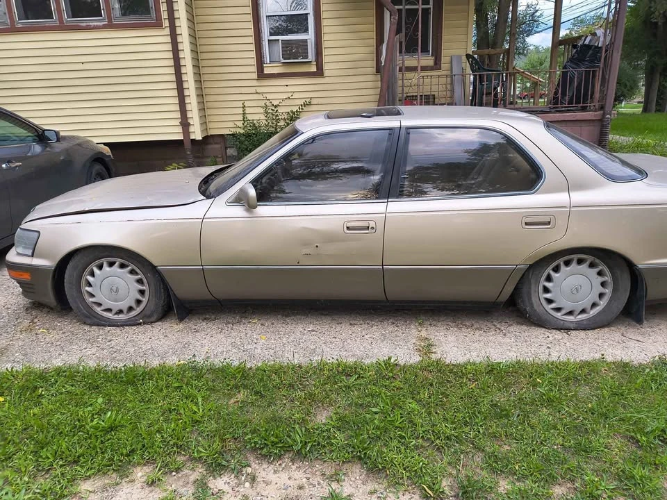 1991 Lexus LS 1st Gen - Image 6 of 7