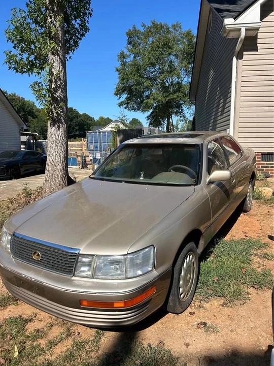 1991 Lexus LS 1st Gen - Image 3 of 8