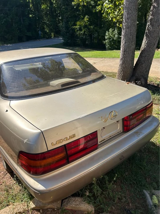 1991 Lexus LS 1st Gen - Image 4 of 8