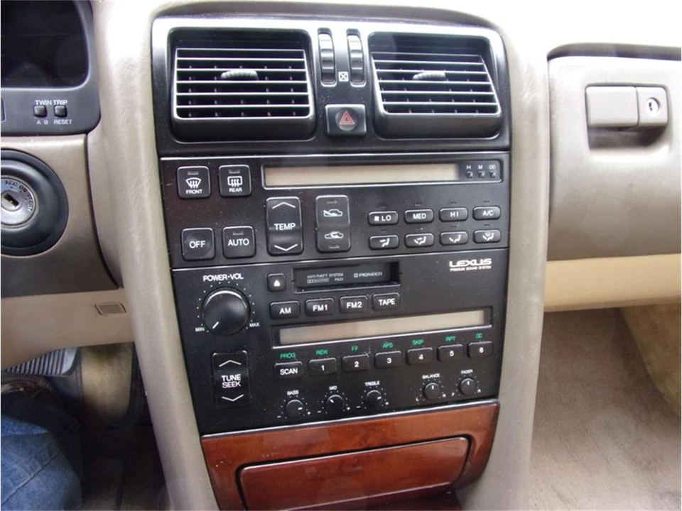 1991 Lexus LS 1st Gen - Image 14 of 26