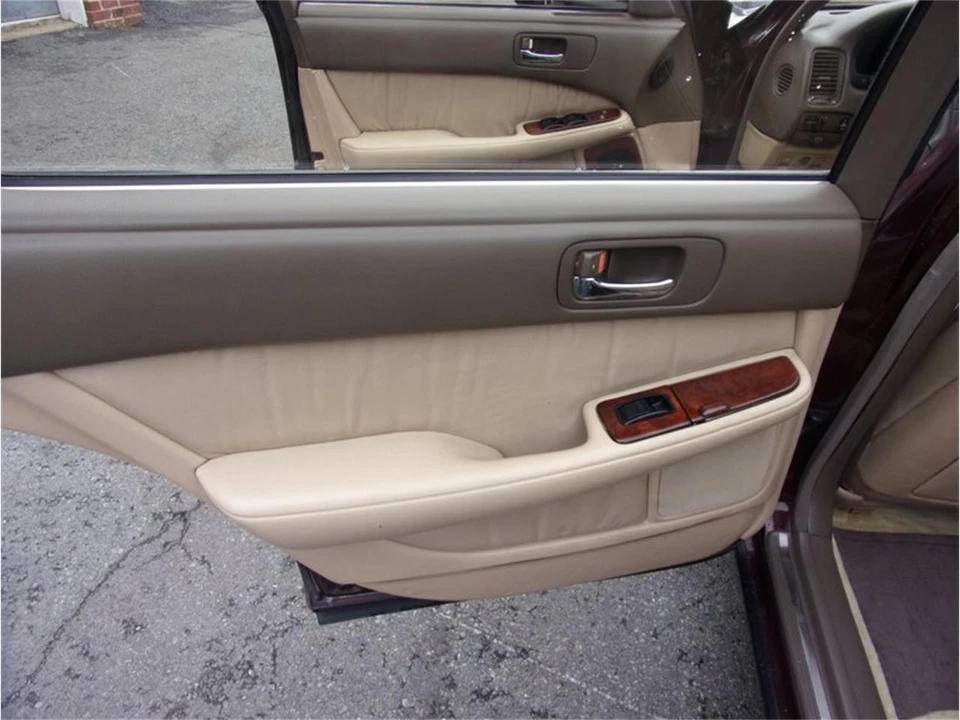 1991 Lexus LS 1st Gen - Image 23 of 26