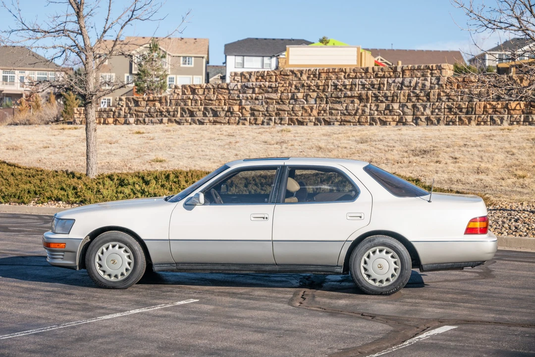 1991 Lexus LS 1st Gen - Image 9 of 31