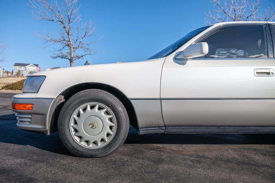 1991 Lexus LS 1st Gen - Image 12 of 31