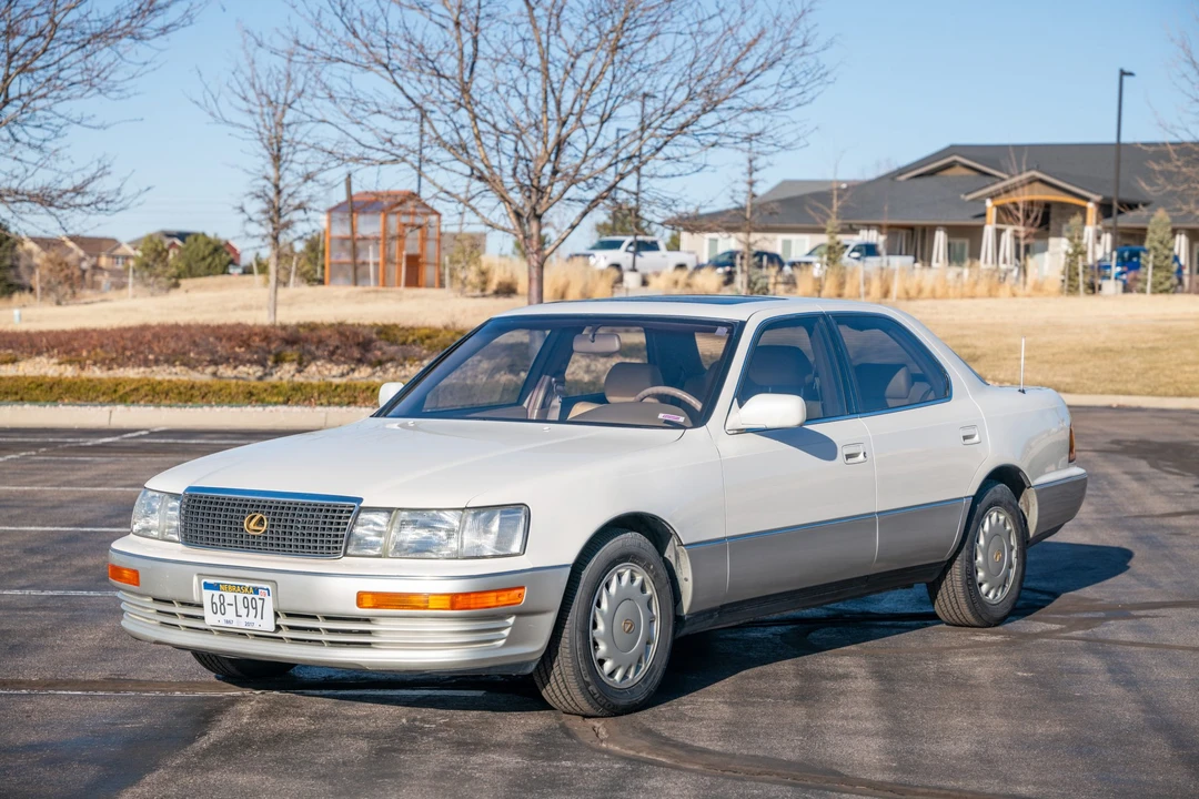 1991 Lexus LS 1st Gen - Image 2 of 31