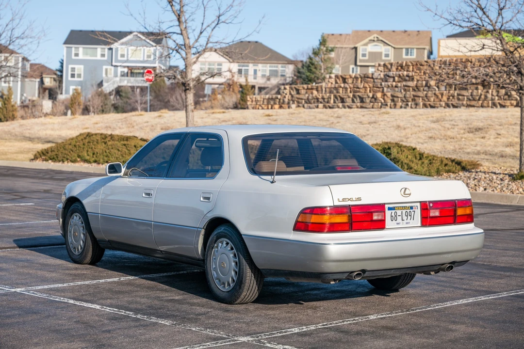 1991 Lexus LS 1st Gen - Image 8 of 31