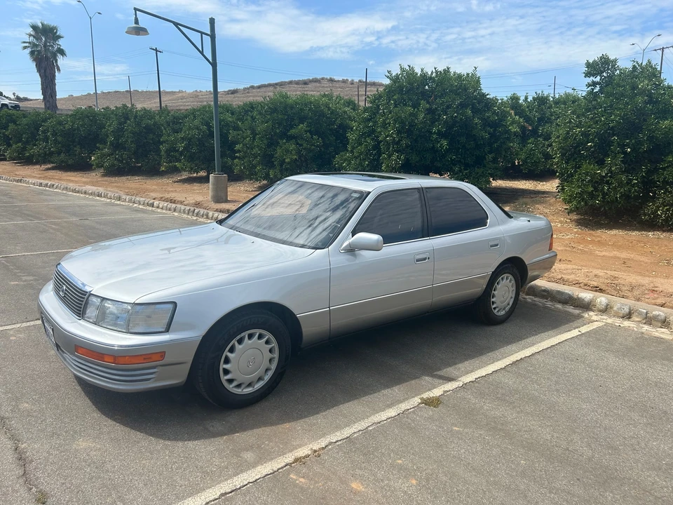 1991 Lexus LS 1st Gen - Image 8 of 31