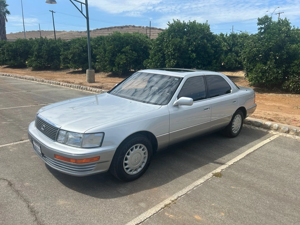 1991 Lexus LS 1st Gen - Image 9 of 31