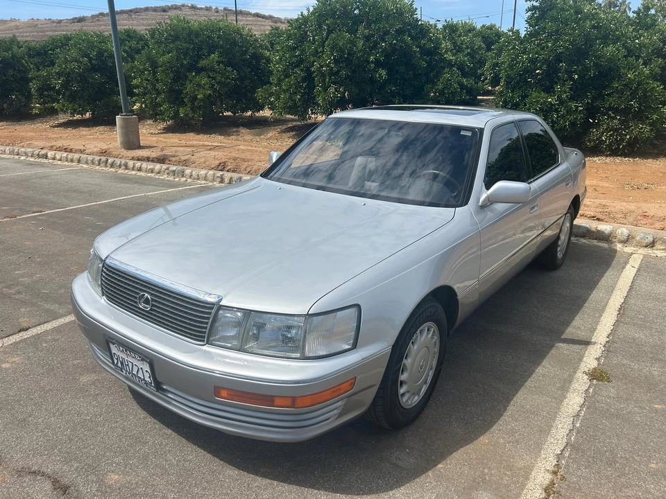 1991 Lexus LS 1st Gen - Image 11 of 31