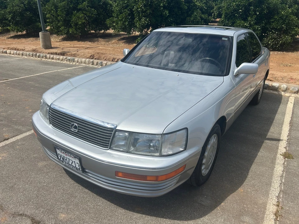 1991 Lexus LS 1st Gen - Image 12 of 31