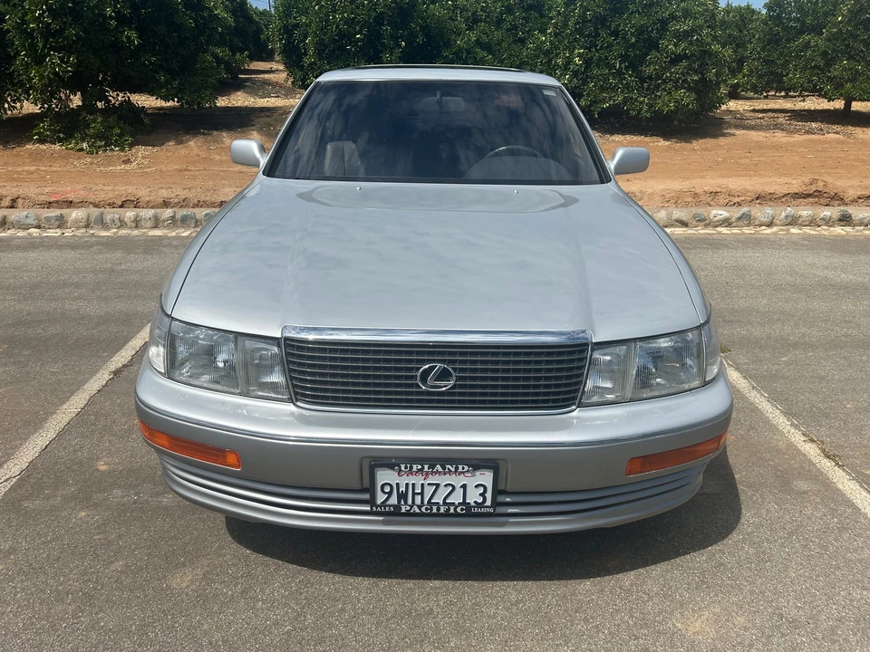 1991 Lexus LS 1st Gen - Image 15 of 31