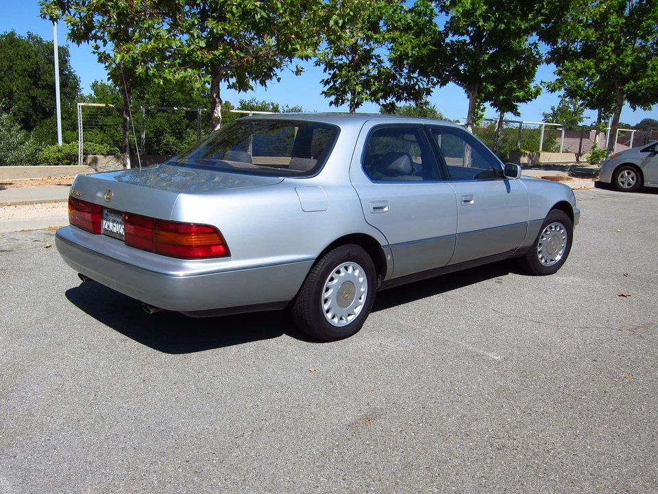 1991 Lexus LS 1st Gen - Image 5 of 31