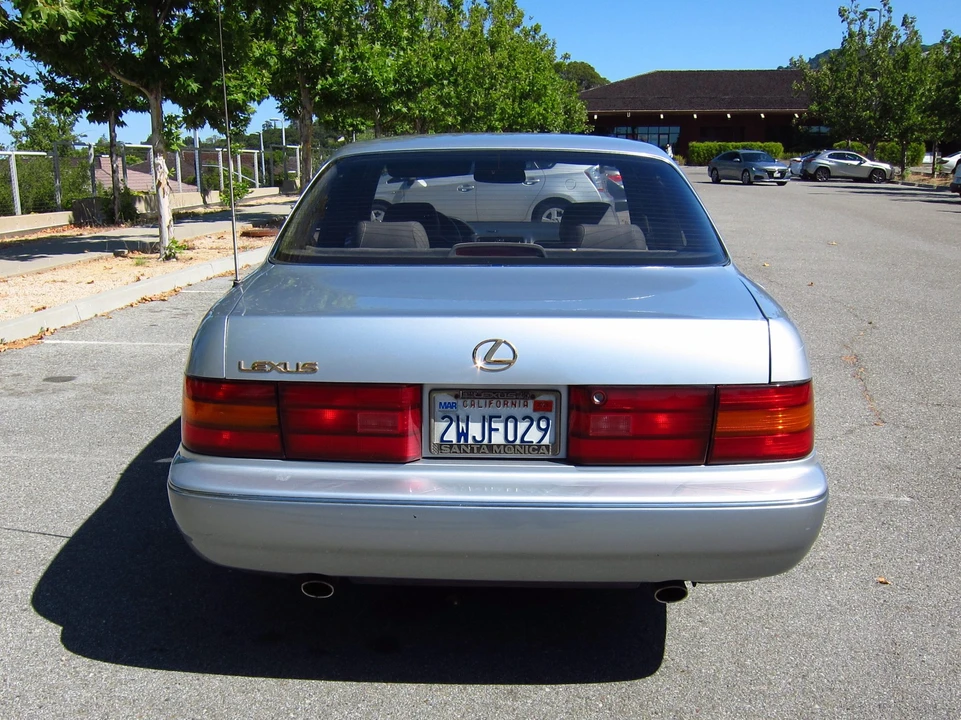 1991 Lexus LS 1st Gen - Image 6 of 31
