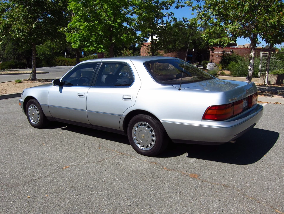 1991 Lexus LS 1st Gen - Image 7 of 31