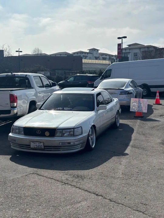 1991 Lexus LS 1st Gen - Image 8 of 8