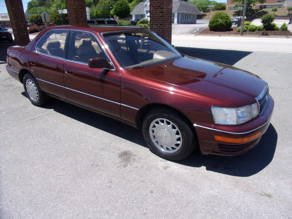 1991 Lexus LS 1st Gen - Image 2 of 31