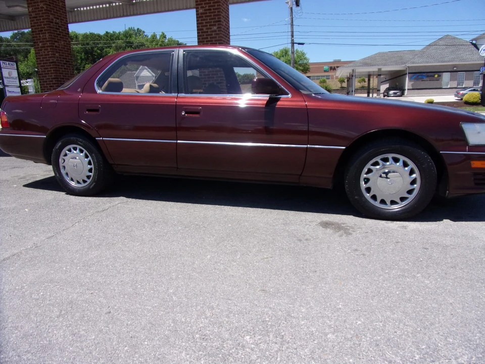 1991 Lexus LS 1st Gen - Image 5 of 31