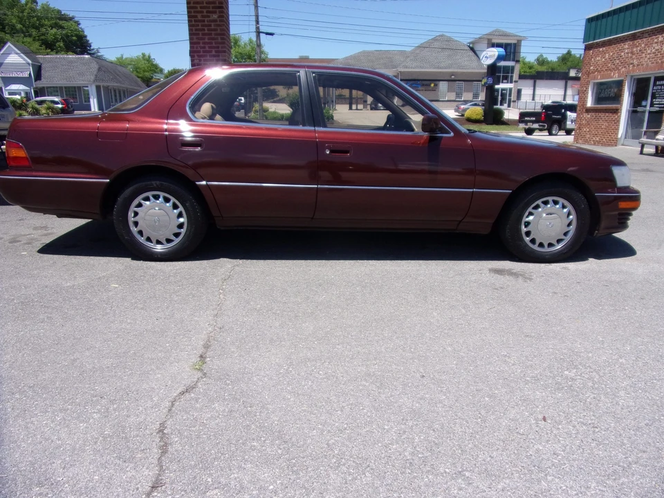 1991 Lexus LS 1st Gen - Image 7 of 31