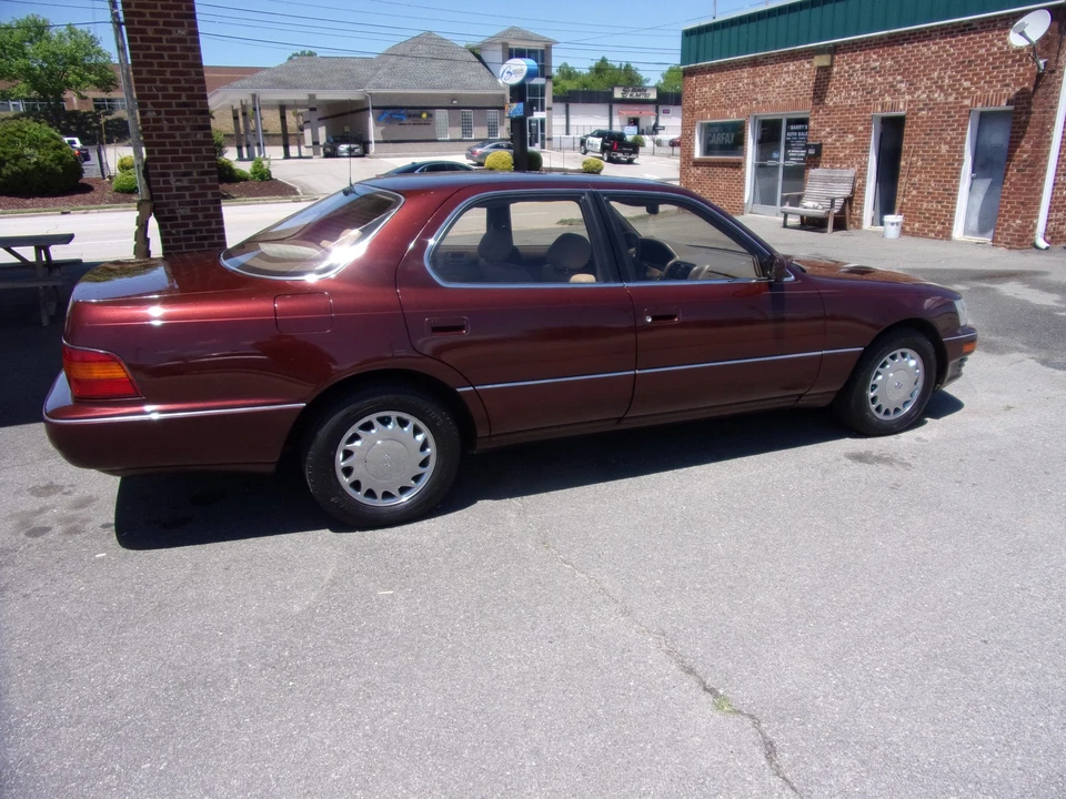 1991 Lexus LS 1st Gen - Image 8 of 31