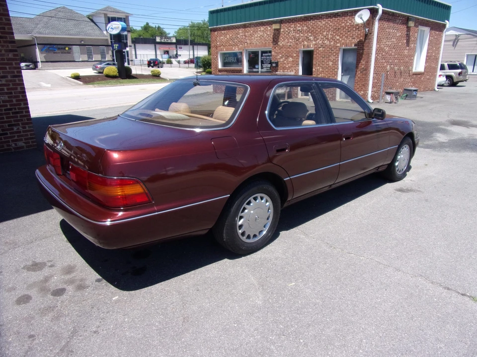 1991 Lexus LS 1st Gen - Image 10 of 31