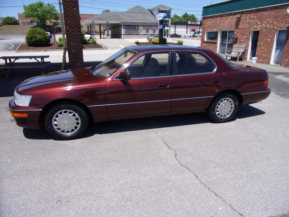 1991 Lexus LS 1st Gen - Image 20 of 31