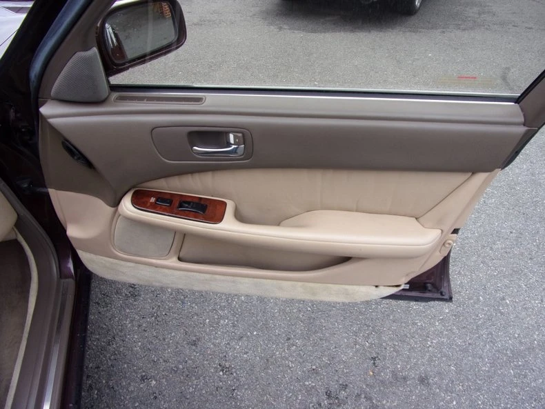 1991 Lexus LS 1st Gen - Image 18 of 26