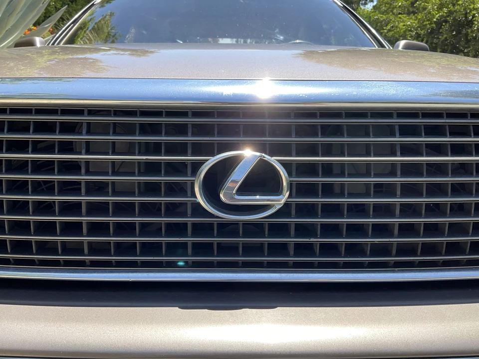 1991 Lexus LS 1st Gen - Image 24 of 31