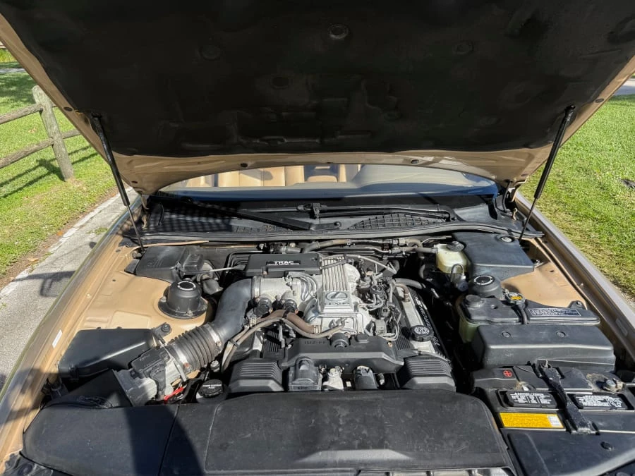 1991 Lexus LS 1st Gen - Image 14 of 15