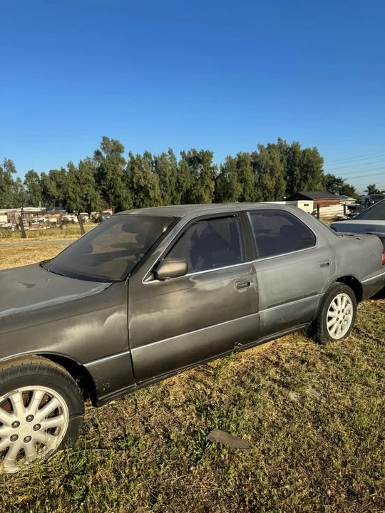 1991 Lexus LS 1st Gen - Image 3 of 5