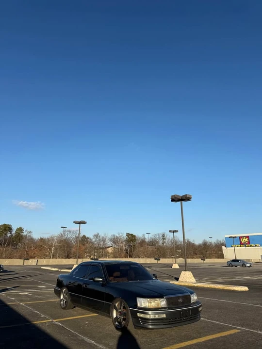 1991 Lexus LS 1st Gen - Image 3 of 3