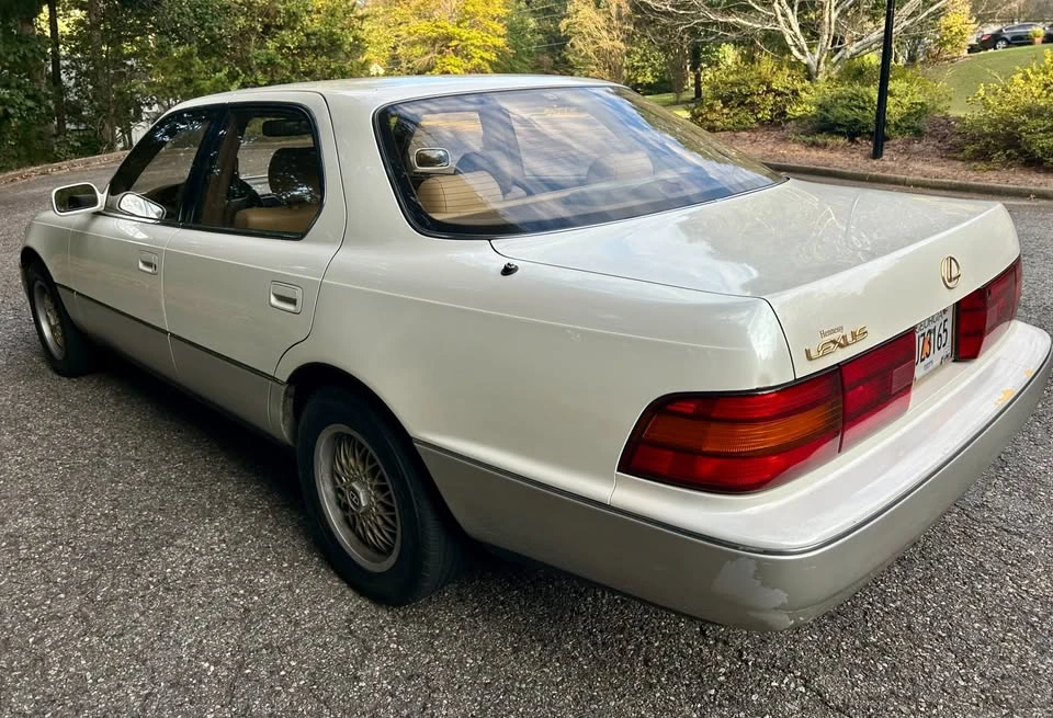 1991 Lexus LS 1st Gen - Image 18 of 20