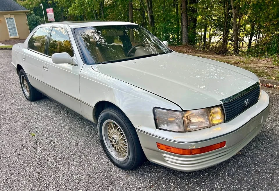 1991 Lexus LS 1st Gen - Image 15 of 20