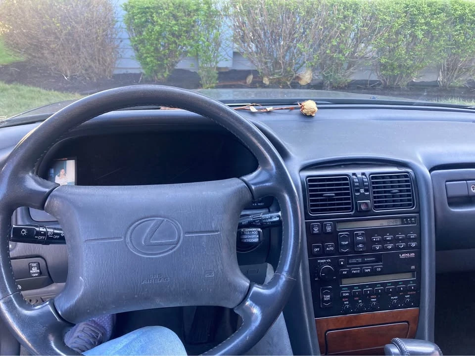 1991 Lexus LS 1st Gen - Image 7 of 10
