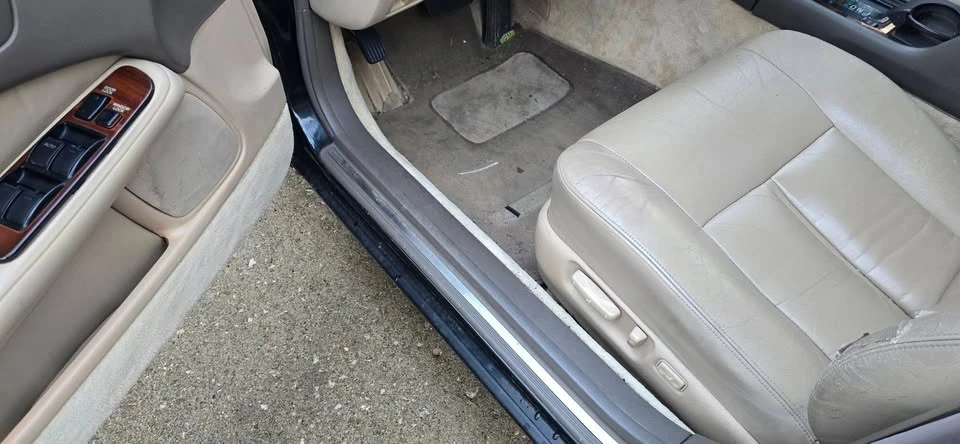 1991 Lexus LS 1st Gen - Image 12 of 20