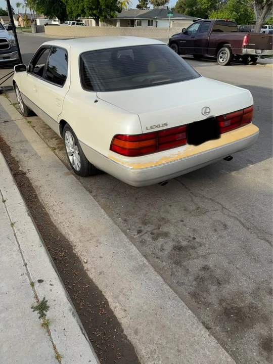 1991 Lexus LS 1st Gen - Image 2 of 4