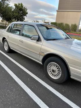 1991 Lincoln Continental Executive Sedan 4D